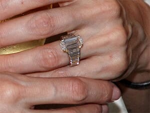 angelina jolie engagement ring