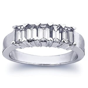 2447 - Diamond Ring Set With Emerald Diamonds (1.00 Ct. Tw.)