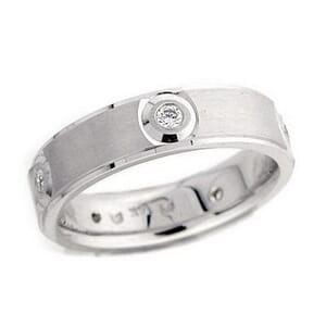 4302 - Diamond Wedding Ring 1/4 Carat, Set With Round Brilliant Diamonds
