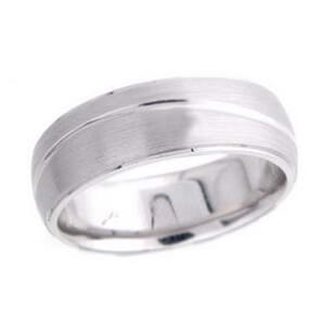 4562 - 7 Mm  Wedding Ring 10.5 Grams