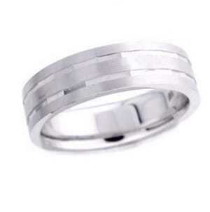 4582 - 6 Mm  Wedding Ring 9.7 Grams
