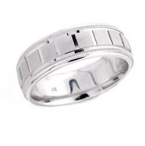 4867 - 7 Mm  Wedding Ring 9.8 Grams